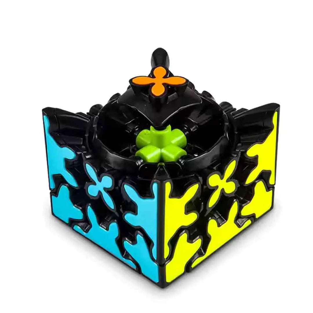 Demonstration of aligning the gear cube puzzle into its solved state