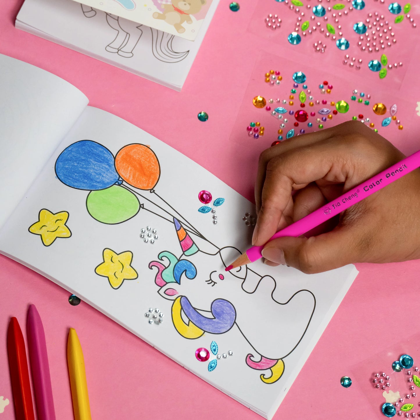 Kids Colour Kit – Art Supplies and Colouring Fun for All Ages