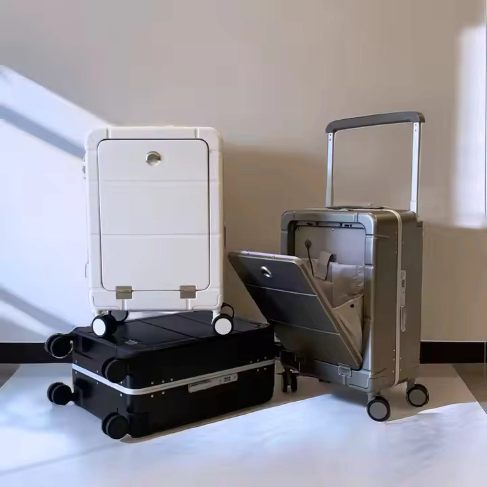 Premium cabin trolley bag with dual-access compartments