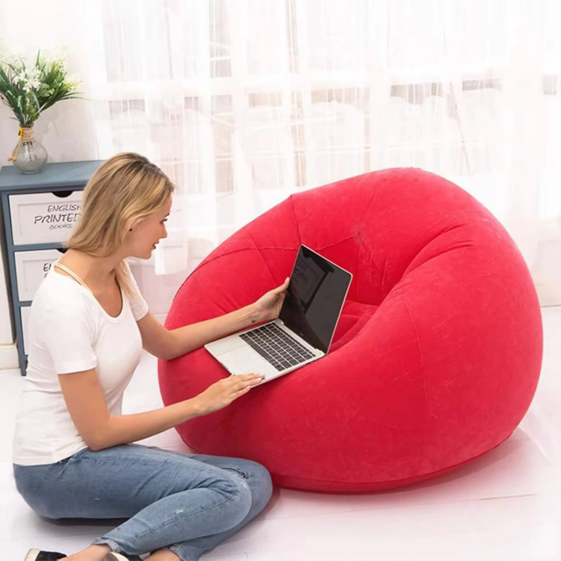Sleek inflatable sofa with velvet finish